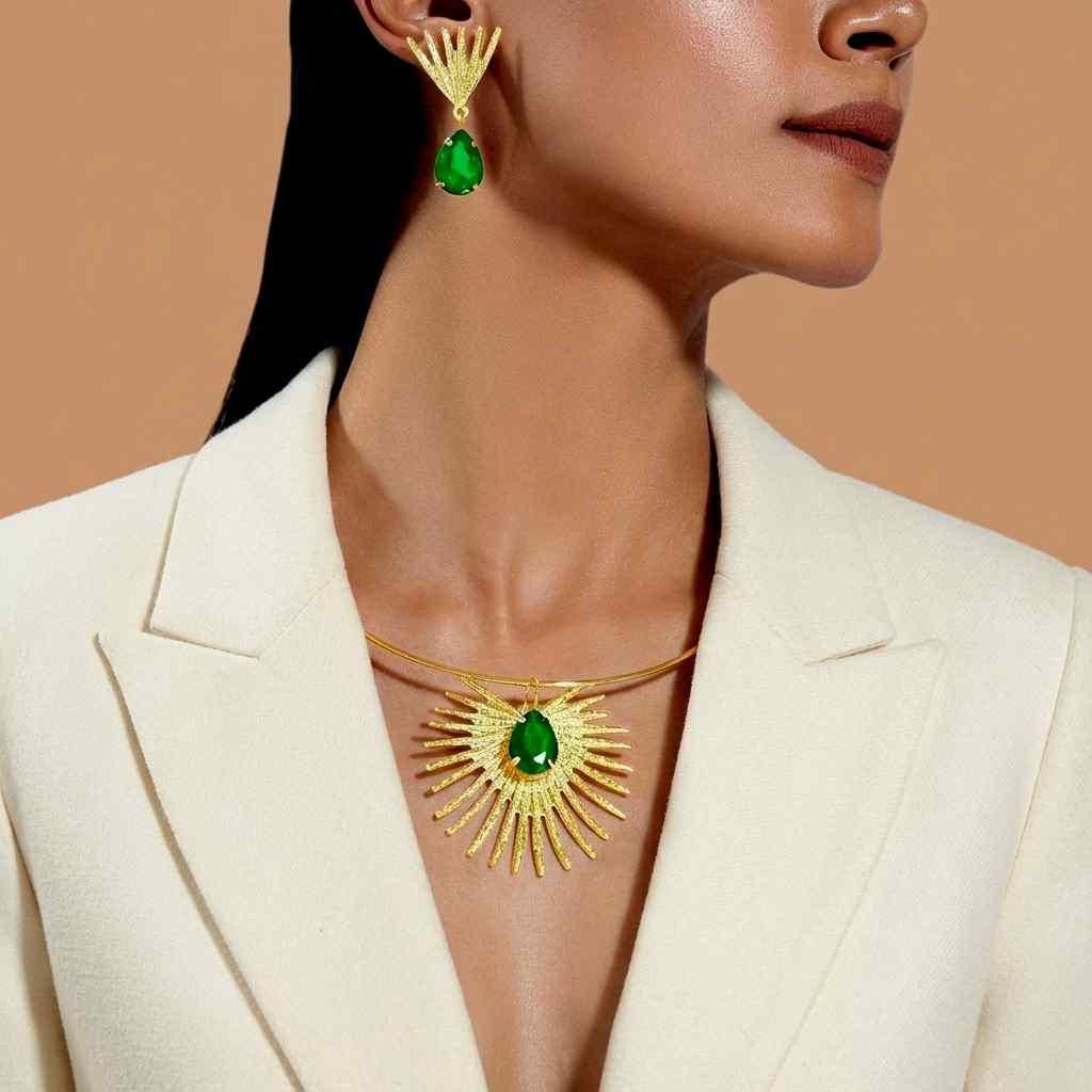 Set of Necklace and Earring (Pack of 1)